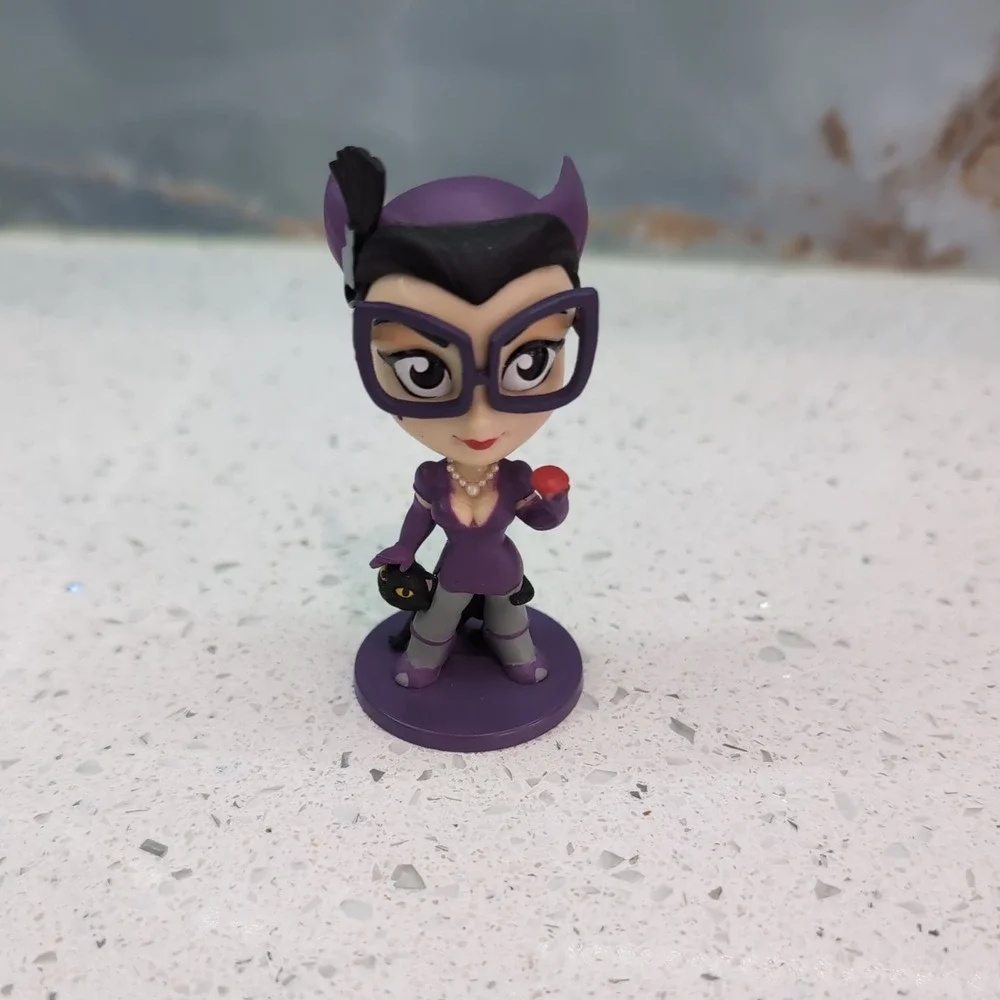 Catwoman Lil Bombshells DC Comics 3 inch Figure Criptozioc Entertainment